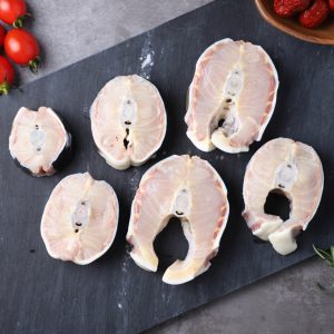 鱘龍魚輪切魚片